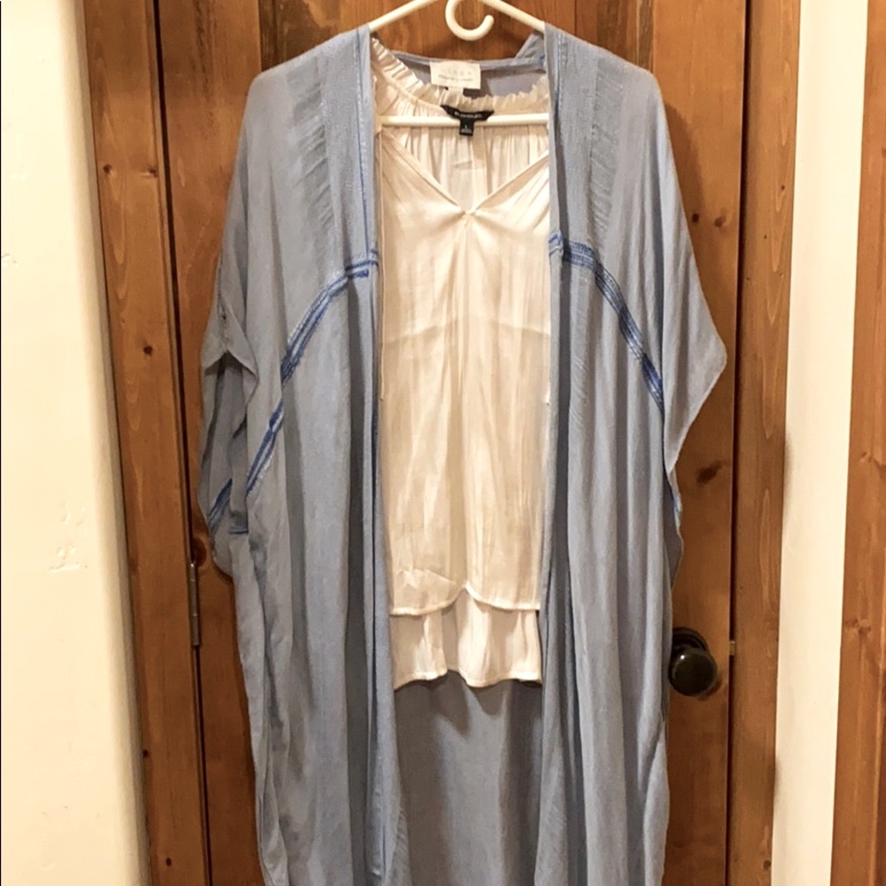Hinge kimono wrap cover up